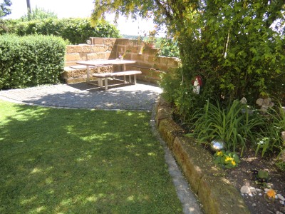 Gemütliche Sitzecke im Garten Gemütliche Sitzecke im Garten